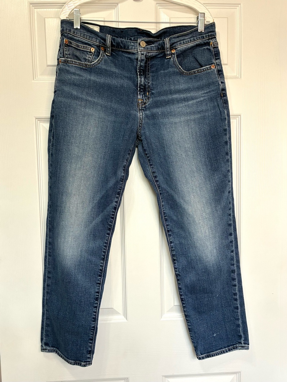 Gap Girlfriend Mid rise Jeans Womens 12 Ankle Med Wash Straight Leg Distressing